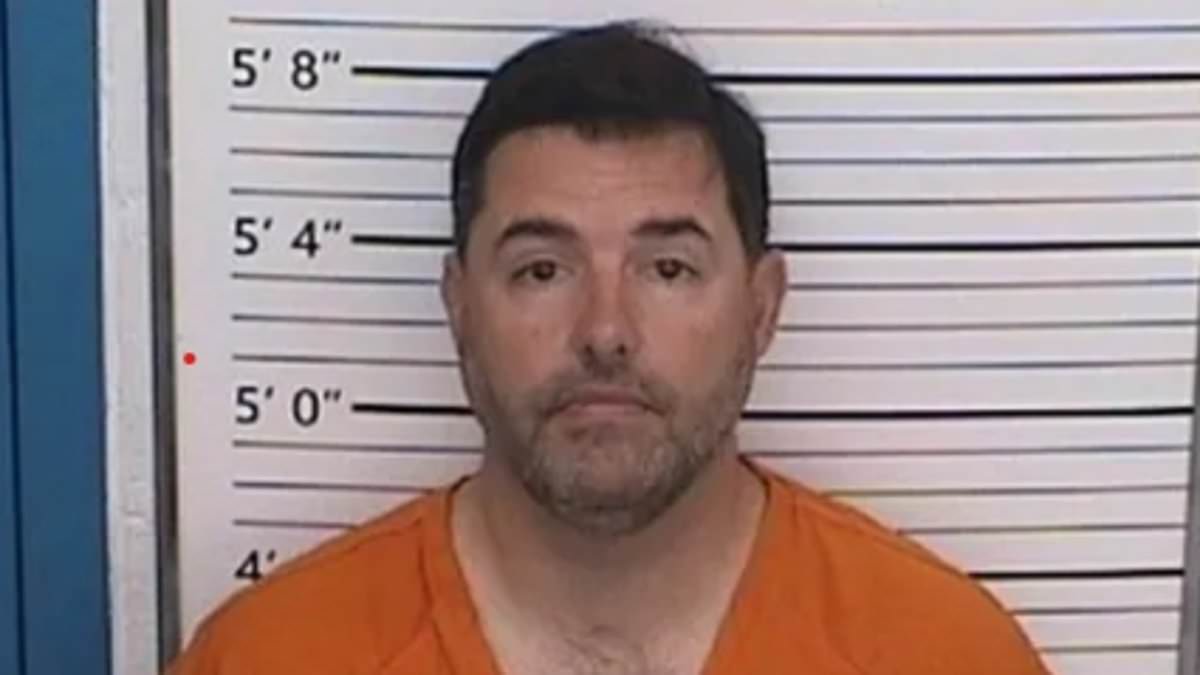 Tried to pay $140 for sex at Ohio trailer park… 110821663 0 image m 101 1787594829271