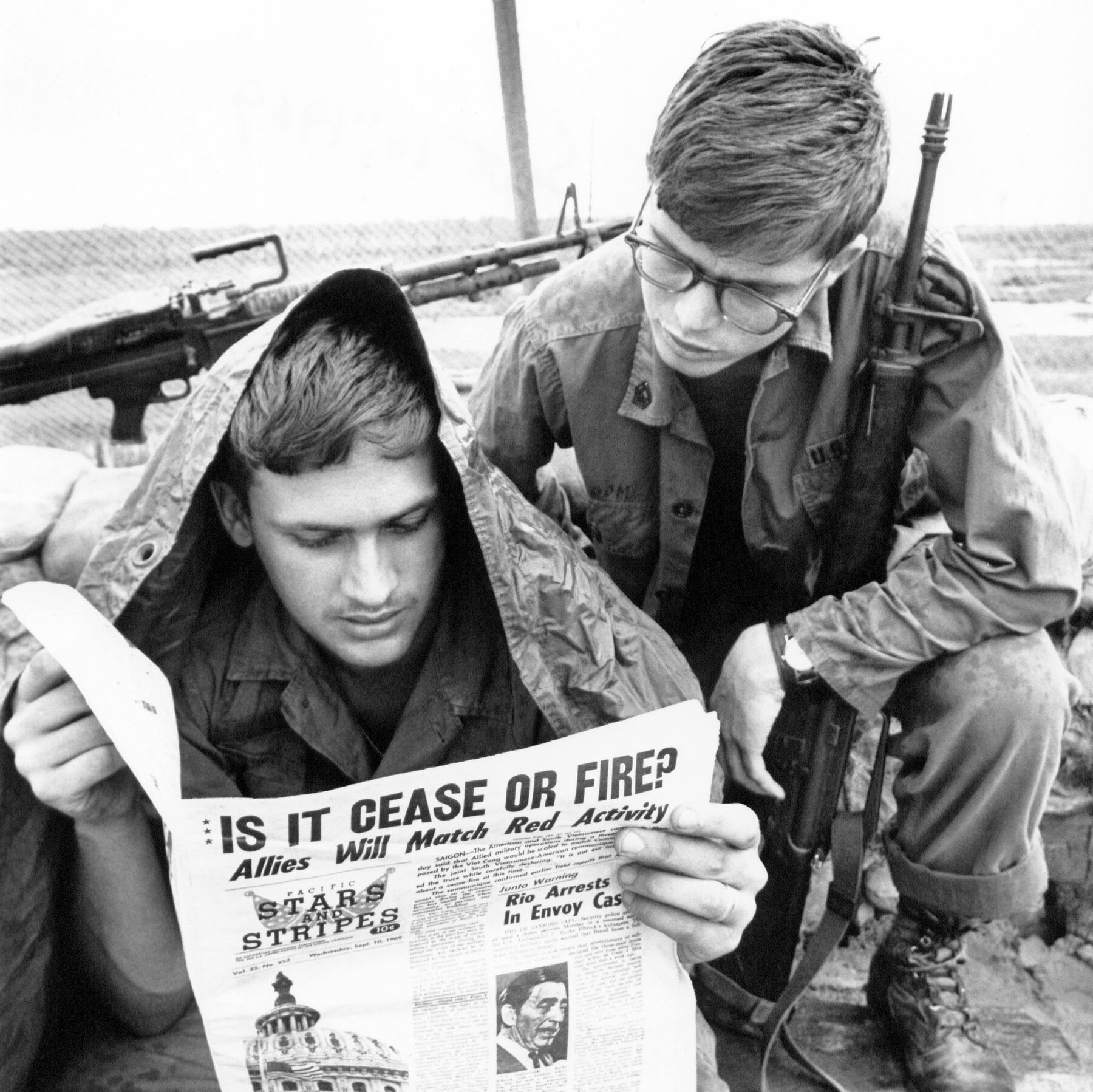Pentagon Fires Editor and Publisher of Independent Military Publication 21dc stars jwgc mediumSquareAt3X