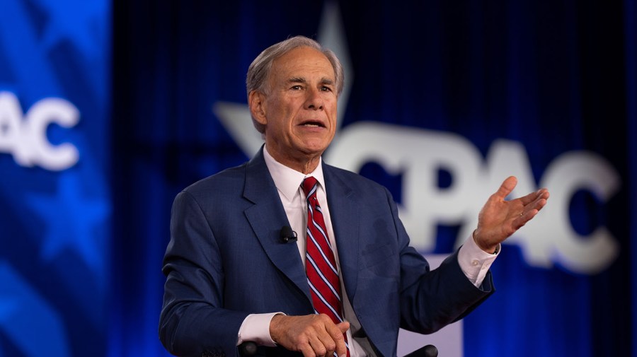 Abbott tells judge Minnesota’s ICE officer extradition lawsuit ‘doomed to fail’  4ed 1