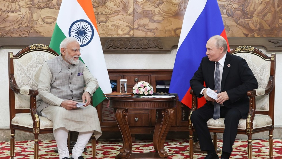 Russia moving towards resolving Ukraine conflict – Putin 5405741225ba1