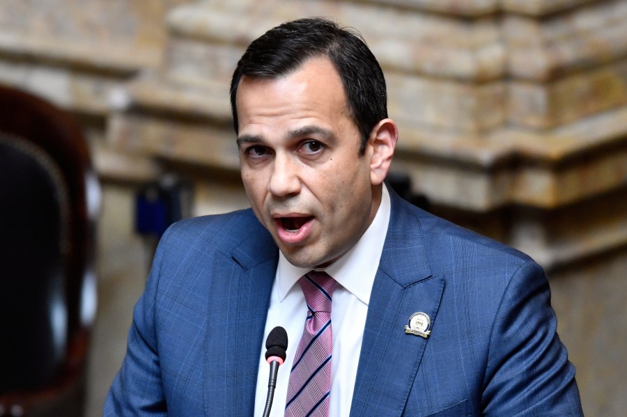 Trump’s pick for open House seat in Kentucky scrubs president from campaign website 6878e406246e9372067358