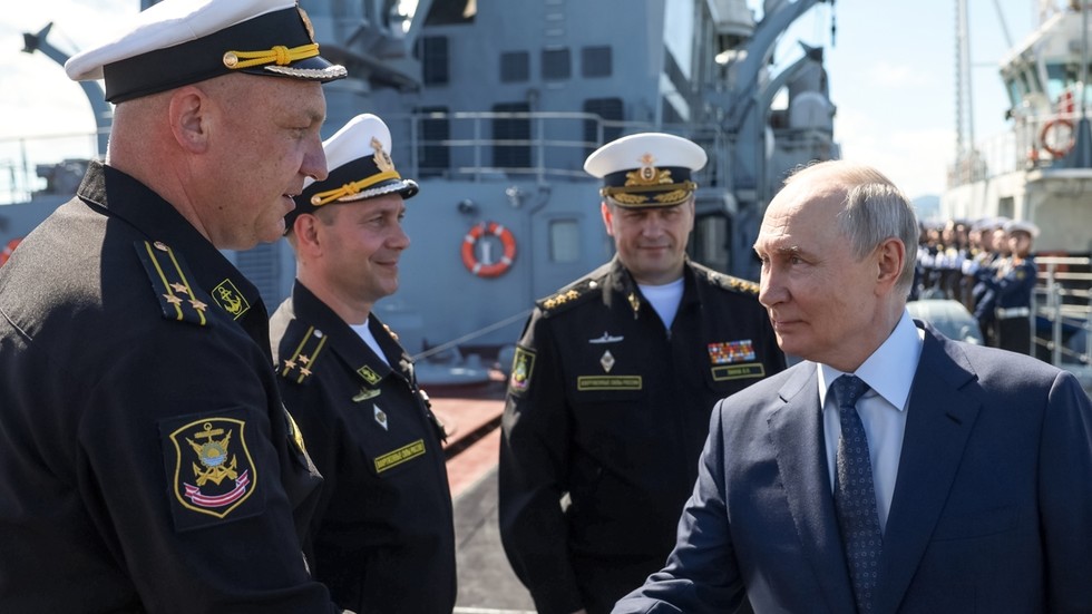These are the lessons Russia learned from Asia 6a8d5cc32030276ed37482c3
