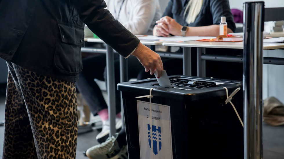 Icelanders give cold shoulder to EU’s ‘bureaucrats and warmongering’ 86ae
