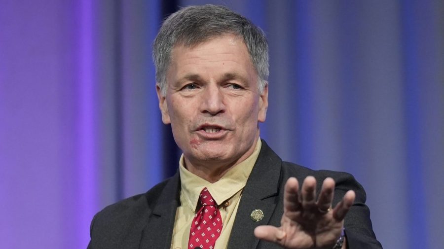 GOP governor says he asked attorney general to look into ‘aggressive’ DOJ election observers AP25013624399485 e1740775750875