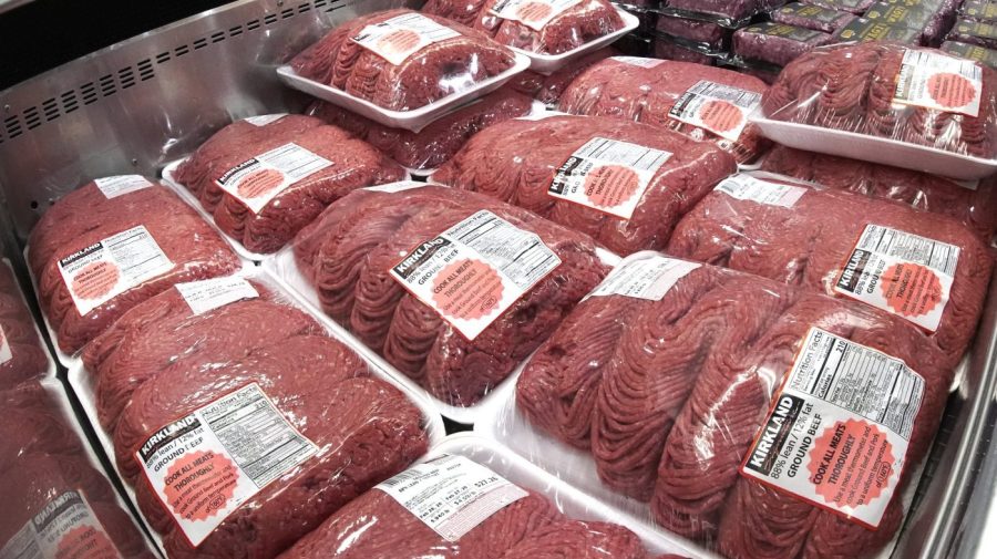 Trump temporarily lifts ground beef import tariffs AP25058112581489 e1787320864325