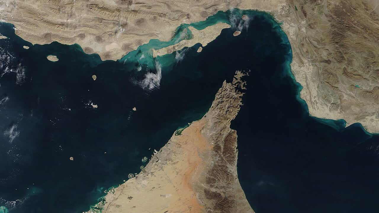Iran Crude Exports Collapse To One-Seventh Of Pre-War Levels As U.S. Blockade Holds — Hormuz At 20 Percent iran hormuz oil collapse