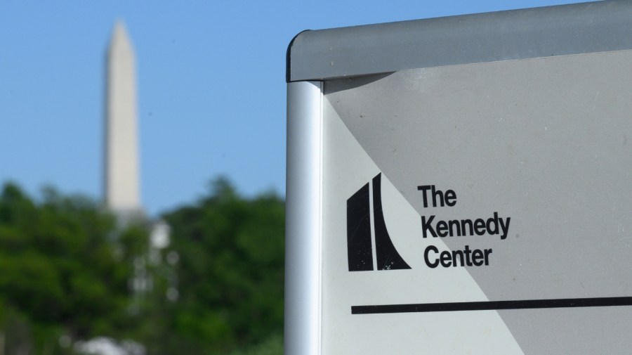Trump administration threatens to demolish Kennedy Center if renovations are blocked kennedy center washingon monument 05292026 AP26149818389075 1