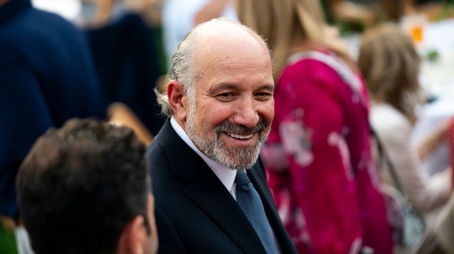 Lutnick floats new way to add Trump’s name to Kennedy Center lutnickhoward 051926gn01 w