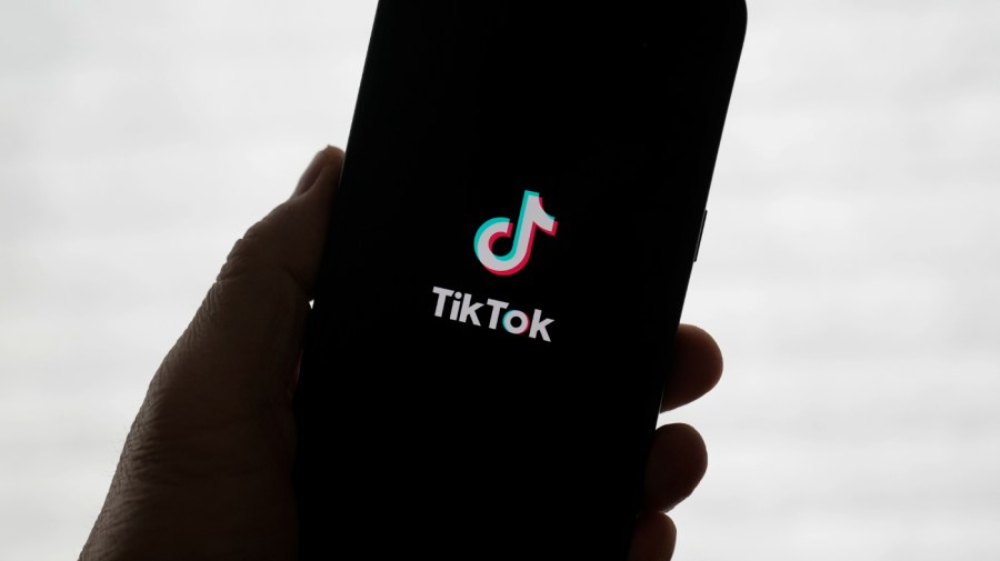 TikTok reaches $400M settlement with DOJ over alleged children’s privacy law violations tiktok ban 04022025 AP AP25091666695254 1