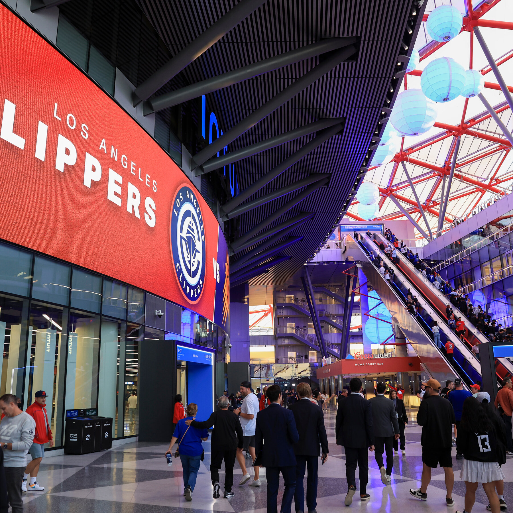 Justice Dept. Opens Inquiry Into Los Angeles Clippers’ Dealings With Kawhi Leonard 10dc clippers arena mediumSquareAt3X