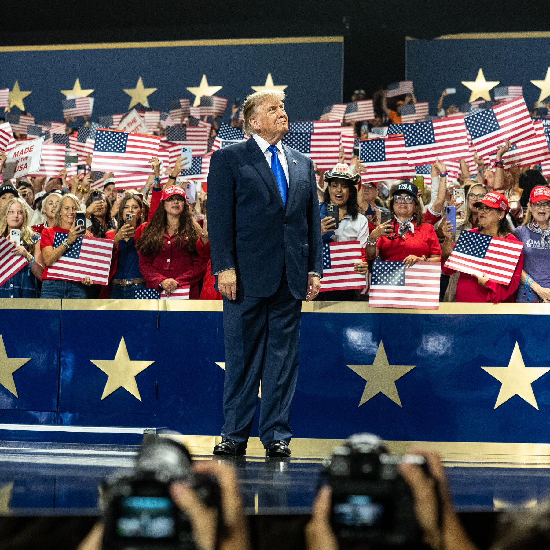 Trump Wants to Give Out $5,000 Checks. It Would Cost More Than $1 Trillion. 10xp dividend gjwl mediumSquareAt3X