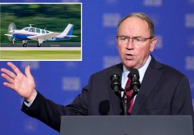 Wisconsin GOP governor candidate swims from sinking plane after emergency lake landing