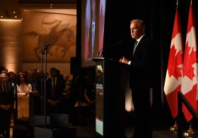 Carney Pitches Canada as a Haven of Investment Stability in a Chaotic World