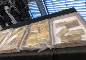 Ex-CIA officer caught with $40 mn in gold bars seeks plea deal