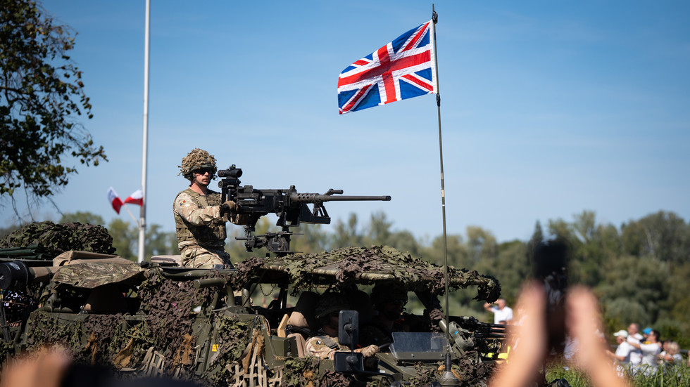 How Britain built a war network around Russia 5 2