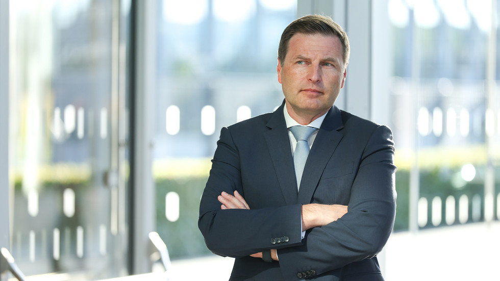 Estonian defense minister quits after wasting €70 million on faulty shells for Ukraine 5404c69793288