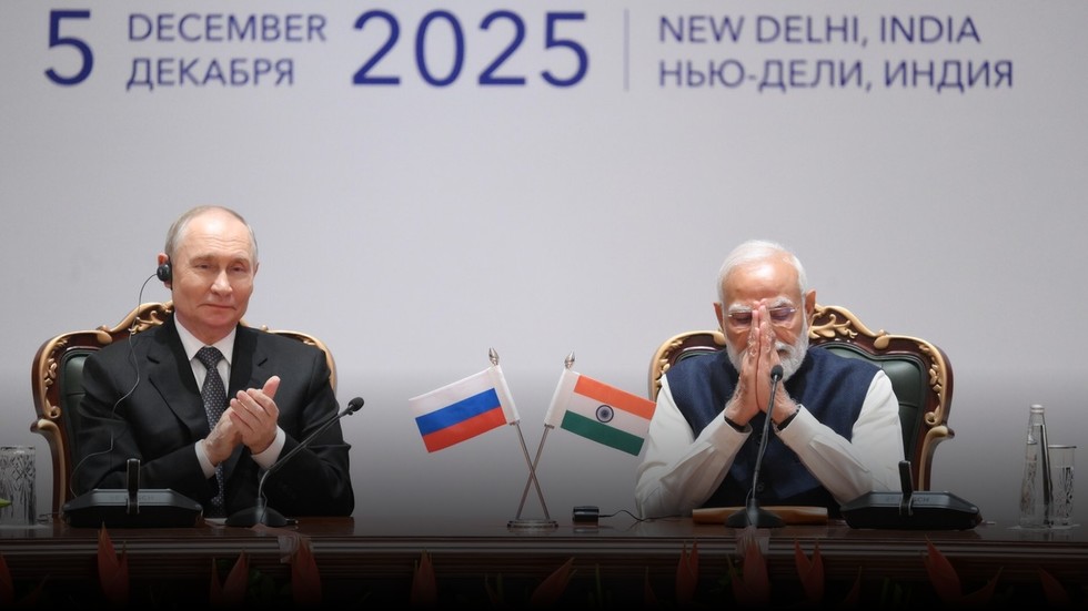 BRICS 2026: Putin and Modi have high expectations going into key summit 6aa25b332030271456778302
