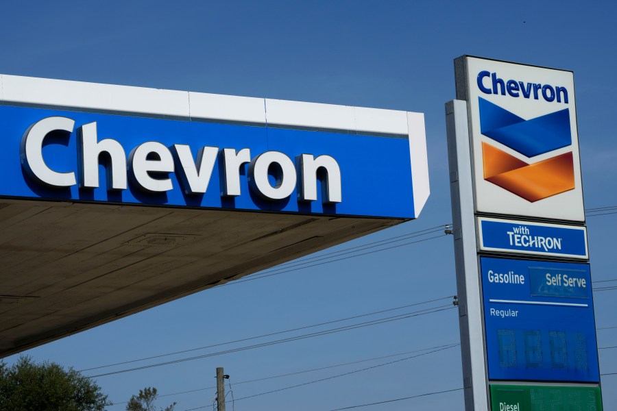 Chevron announces deal to expand its oil production in Venezuela 737531405444