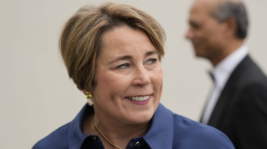Healey faces off against Minogue in quest for second term as Massachusetts governor AP25148804863498 e1788187665917