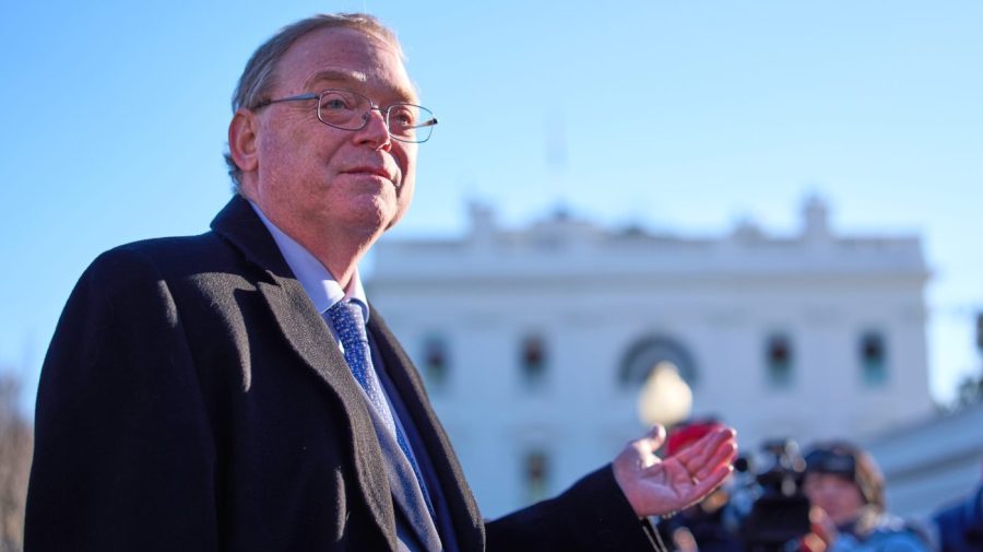 Hassett on Trump trade war interest rates threat: ‘I don’t expect the trade’s going to go to zero’ AP25350536592430 e1771437255170