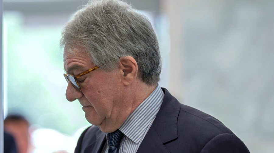 House Oversight votes to hold Leon Black in contempt over Epstein deposition AP26177774726328 e1788444427336 1