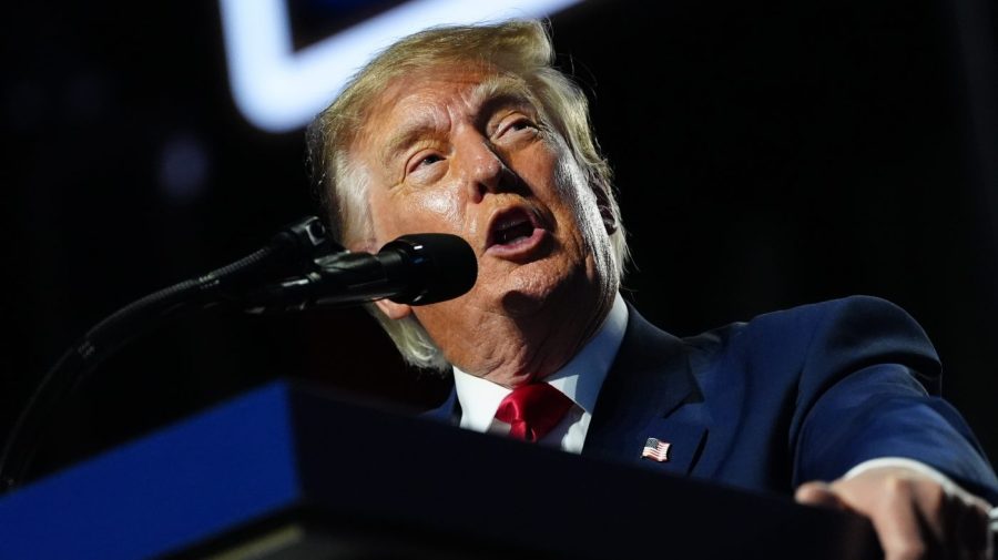 Trump says $5K dividend checks to Americans will ‘happen 100 percent’ AP26254093259155 e1789094528287 1