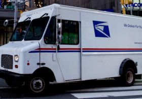 Postal workers entrusted with ballots, paychecks faked their own customer satisfaction surveys