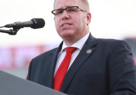 Illinois governor’s race comes to Texas: Trump backs Bailey as Pritzker protests convention