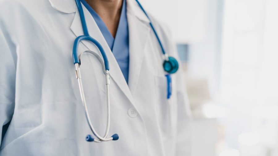 Employer health costs expected to see sharpest increase in 20+ years: Survey GettyImages 1424868032 e1779474283148