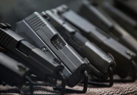 DOJ opinion finds 18-year-olds can buy handguns