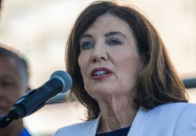 Teachers Unions Throw a Public Fit Over Kathy Hochul’s Rare Good Move to Sign Onto Trump’s Education Plan