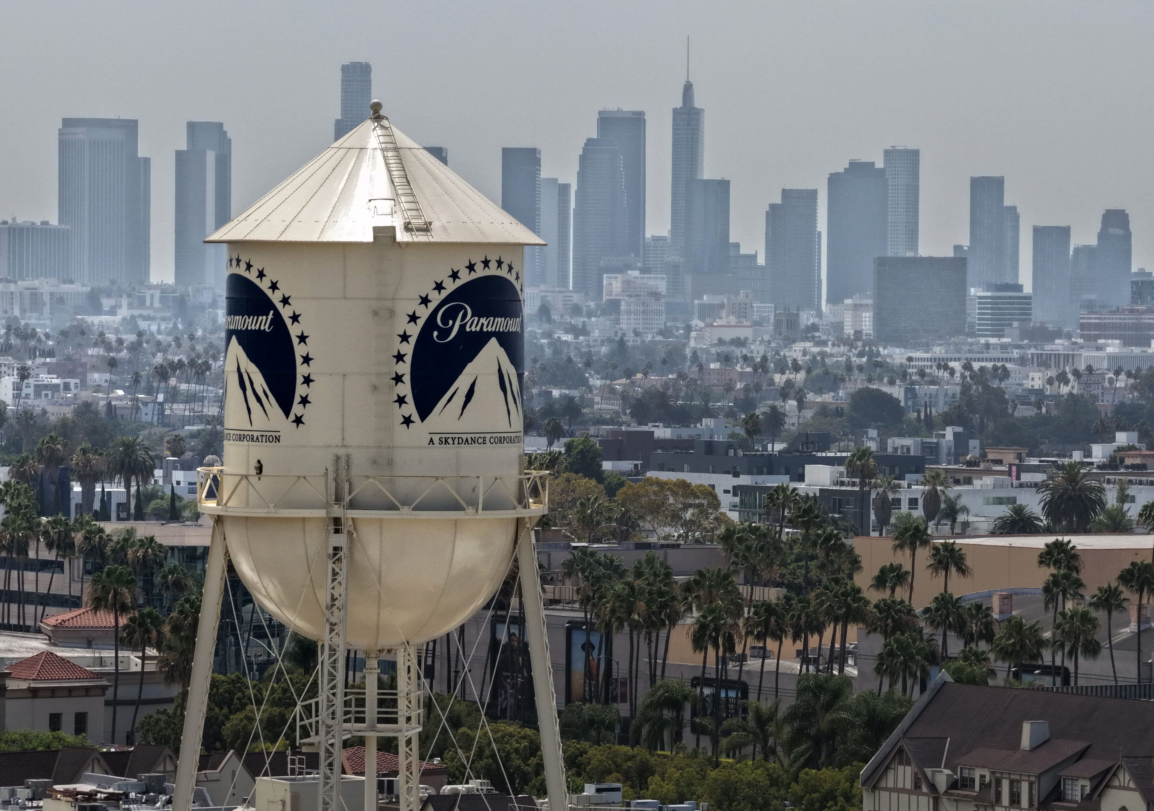 Hollywood Titan Paramount Threatens to Pull Out of California, Move to Nashville Paramount 4000x2811 1