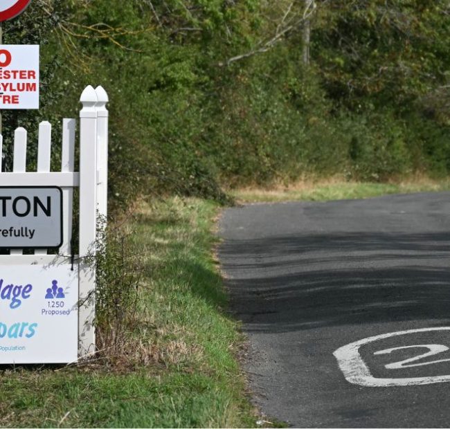 English Village Votes to Secede from UK in Backlash to Migrant Camp