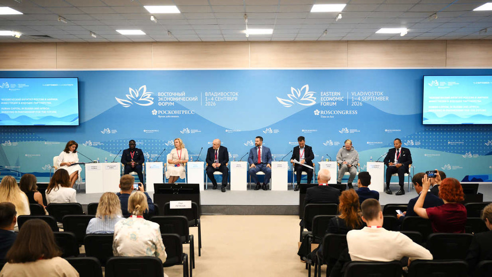 Russia training record-high number of African students – EEF experts b57