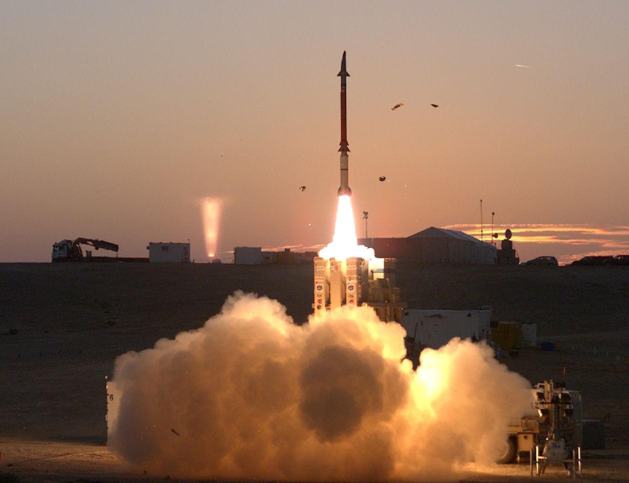 Greece Signs €3 Billion Achilles Shield Defense Deal With Israel — David's Sling, Barak MX, And SPYDER Form Three-Layer National Network davids sling greece achilles
