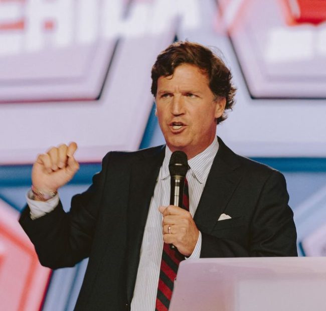 Tucker Carlson Rips Fox News Viewers, Agrees with El-Sayed’s 9/11 Comments Blaming America