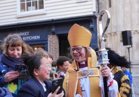 Female Head of Anglican Church Withdraws Award She Gave Pro-Bin Laden Muslim Cleric on 9/11 Anniversary
