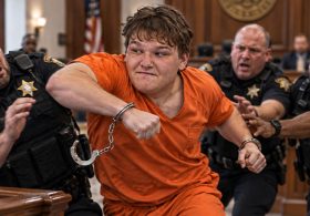Ohio Felon Punches Bailiff in Throat, Attacks Deputies in Wild Courthouse Escape Bid