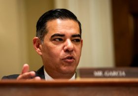 Top Oversight Democrat wants answers on Russian oligarch’s role in Trump Jr.’s wedding