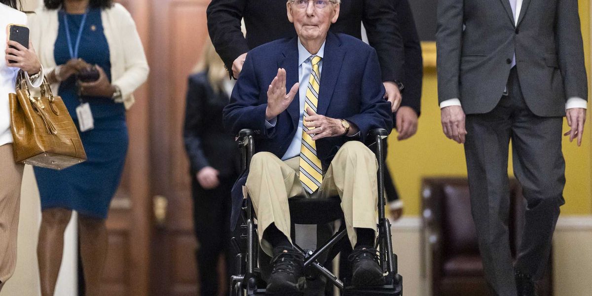 He's alive! Mitch McConnell spotted at the Capitol he s alive mitch mcconnell spotted at the capitol