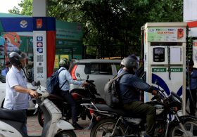 India Is Again Squeezed Between the Threat of Trump Tariffs and Russian Oil