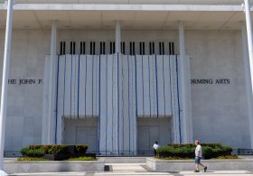 Live updates: Missouri redistricting returns to court; Kennedy Center explains ‘temporary’ closure