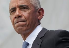 Obama Urges Democrats to Move A.I. Oversight to the Center of Their Agenda
