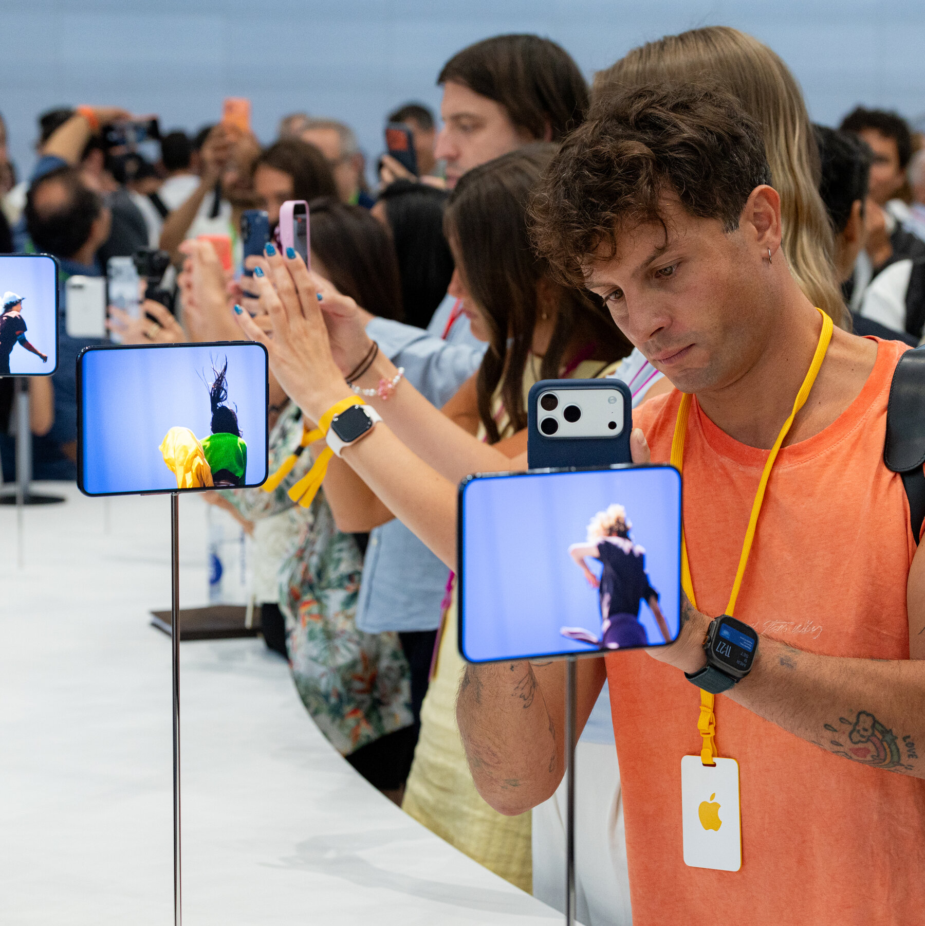 Apple’s New iPhone Duo Is Here. How Do Consumer Technology Journalists Review It? qk mediumSquareAt3X