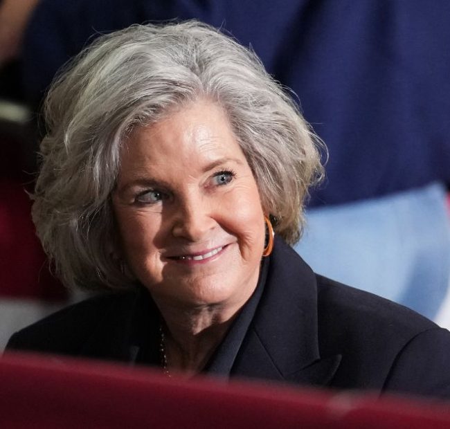 White House Chief of Staff Susie Wiles Announces She Has Beaten Cancer