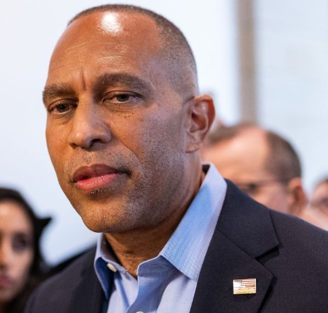 Two Democrats Break Ranks, Defy Hakeem Jeffries and Add to His Misery