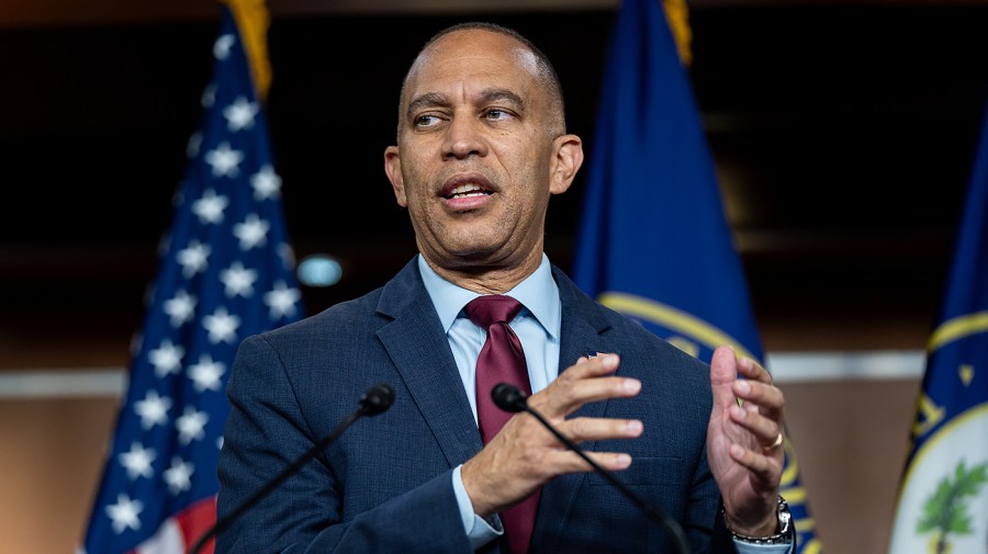 Jeffries faces tricky balancing act on Democratic defectors rieshakeem 072326nk12 w 1