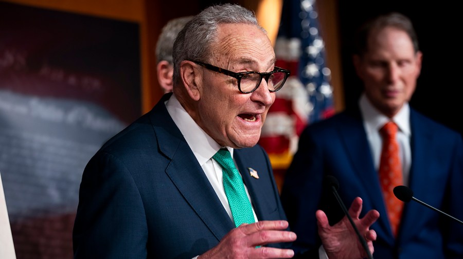 Schumer calls for classified briefing on danger posed by AI schumerchuck 061726gn10 w